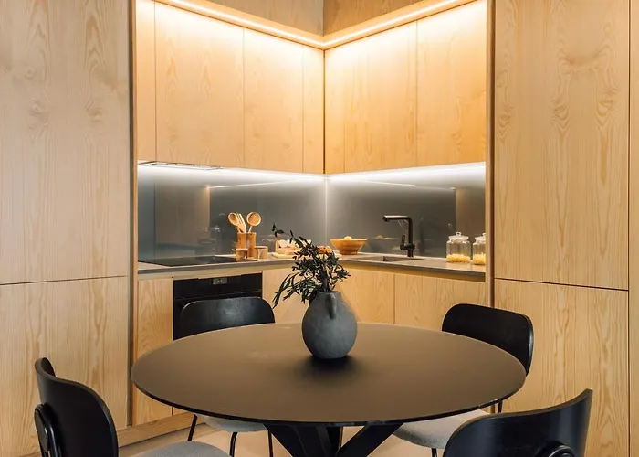 아파트 Azenhas - 1 Bedroom And Parking In Santo Antonio 리스본