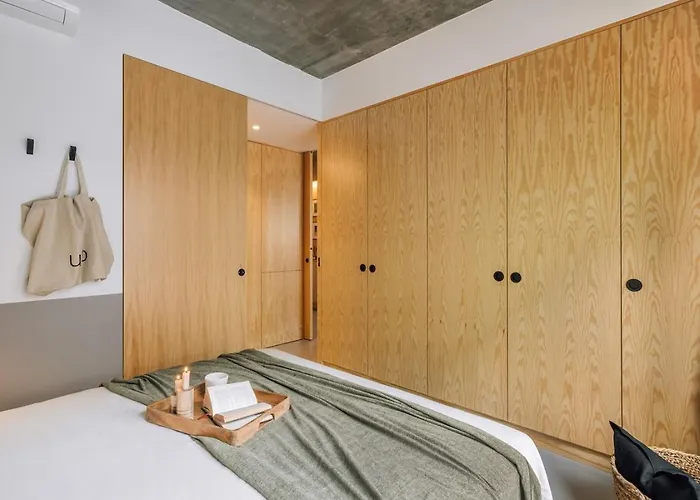 Azenhas - 1 Bedroom And Parking In Santo Antonio *
